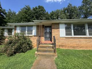 MLS# 2943063 - 529 S Pawnee Dr in Indian Hills in Springfield Tennessee 37172