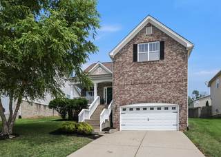 MLS# 2943143 - 105 Sleepy Hollow Ct in Mansker Farms Ph 16 in Hendersonville Tennessee 37075