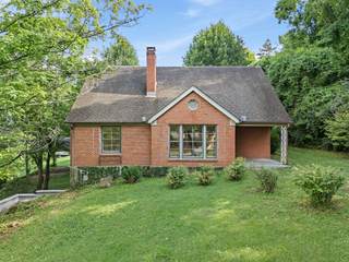 MLS# 2943448 - 2109 Brookview Dr in Donelson Meadows in Nashville Tennessee 37214