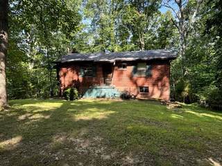 MLS# 2943778 - 1025 Robin Court in Interstate West Ranchettes in Kingston Springs Tennessee 37082