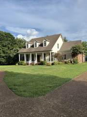 MLS# 2944300 - 2329 Irby Ln in 2329 Irby Lane in Murfreesboro Tennessee 37127