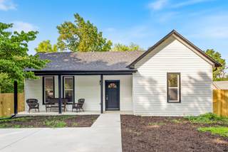 MLS# 2944577 - 414 W Railroad St in n/a in Dickson Tennessee 37055