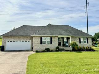 MLS# 2945405 - 348 Drivers Ln in Franklin Corner in Gallatin Tennessee 37066