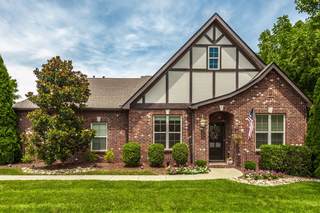 MLS# 2945492 - 1072 Vinings Blvd in Foxland Harbor in Gallatin Tennessee 37066