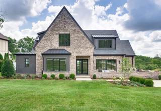 MLS# 2946286 - 4514 Belmont Park Ter in Green Hills in Nashville Tennessee 37215