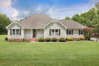 MLS# 2946444 - 1049 Everett Dr in Hunters Run Sec 2 in Smyrna Tennessee 37167