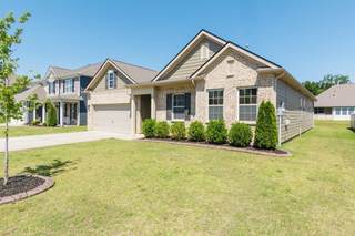 MLS# 2957730 - 1126 Black Oak Dr in Westlawn Sec 5 in Murfreesboro Tennessee 37128