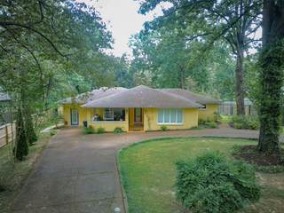 MLS# 2958395 - 101 West Hills Terrace in East Hills in Dickson Tennessee 37055