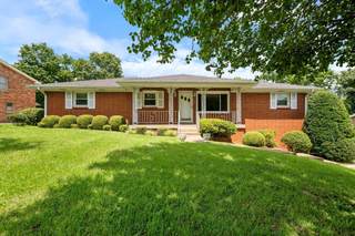 MLS# 2958716 - 504 Harding Pl in Battery Crest in Nashville Tennessee 37211
