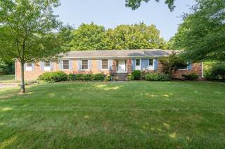 MLS# 2963009 - 2009 Stonehurst Drive in Hillsboro Park in Nashville Tennessee 37215
