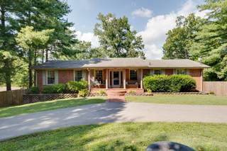MLS# 2964319 - 306 Estate Dr in Edgewater Est Sec 2 in Mount Juliet Tennessee 37122