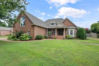 MLS# 2969649 - 304 Barton Ferry Ct in Bartons Cove in Lebanon Tennessee 37087