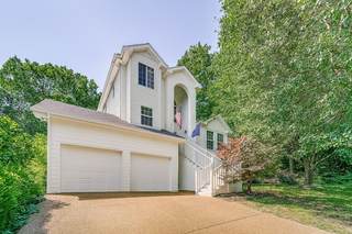 MLS# 2970278 - 221 Walking Horse Hill in Bridle Downs in Nashville Tennessee 37211