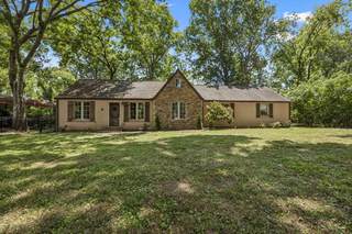 MLS# 2971419 - 5905 Old Harding Pike in Highlands Of Belle Meade in Nashville Tennessee 37205