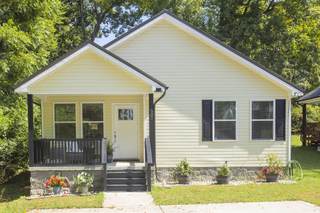 MLS# 2971765 - 507 W Chestnut St in West Chestnut in Dickson Tennessee 37055