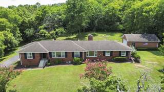 MLS# 2972994 - 120 Bay Dr in Bay Club in Hendersonville Tennessee 37075