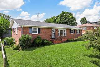 MLS# 2973079 - 2817 Fortland Dr in Fortland Park in Nashville Tennessee 37206