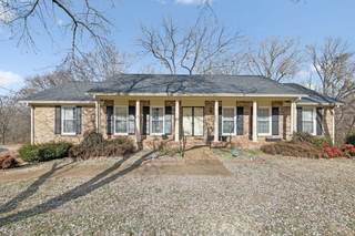 MLS# 2974089 - 8132 Cloverland Dr in Harvard Estates in Nashville Tennessee 37211