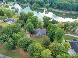 MLS# 2976621 - 300 East Lake Drive in East Hills Subd Sec T in Dickson Tennessee 37055
