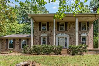 MLS# 2976721 - 8382 Greenvale Dr in Natchez Trace Estates in Nashville Tennessee 37221