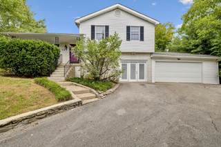 MLS# 2976952 - 404 Wilclay Dr in West Towne Plaza/Charlotte Park in Nashville Tennessee 37209