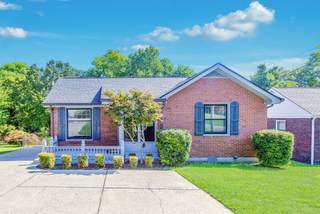 MLS# 2978430 - 2338 Dennywood Dr in Maplecrest in Nashville Tennessee 37214