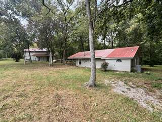 MLS# 2979330 - 3514 Tobe Robertson Rd in N/A in Columbia Tennessee 38401