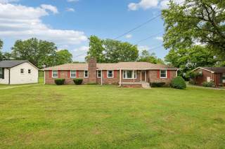 MLS# 2979501 - 215 Highland Dr in Highland Est Sec 1 in Old Hickory Tennessee 37138