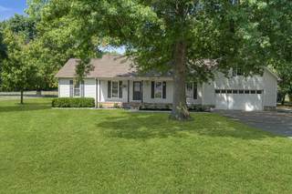 MLS# 2979975 - 327 Stonewall Dr in Westfield Estates Sec 3 in Columbia Tennessee 38401