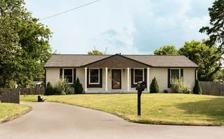 MLS# 2980453 - 423 Lynn Ct in Caldwell Hall in Nashville Tennessee 37211