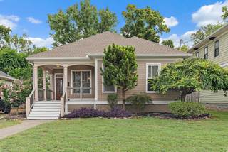 MLS# 2980733 - 221 Treutland Ave in McFerrin Park in Nashville Tennessee 37207