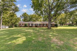 MLS# 2981216 - 717 Lambert Dr in Oak Hill in Nashville Tennessee 37220