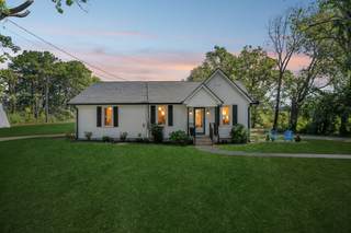 MLS# 2981891 - 3826 Old Coopertown Rd in n/a in Springfield Tennessee 37172