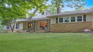 MLS# 2981900 - 524 Indian Lake Rd in Indian Lake Forest S in Hendersonville Tennessee 37075