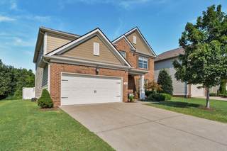 MLS# 2982224 - 929 Manson Crossing Dr in Stonecrest Sec 1 Ph 2B Revision in Murfreesboro Tennessee 37128