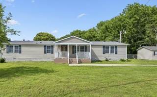 MLS# 2985321 - 210 Crestview Dr in Vantage Vue in Mount Juliet Tennessee 37122