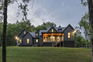 MLS# 2986021 - 2320 Stephens Road in NA in Columbia Tennessee 38401