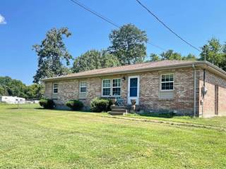 MLS# 2986075 - 611 Nawakwa Trl in Nawakwa Hills Annex in Madison Tennessee 37115