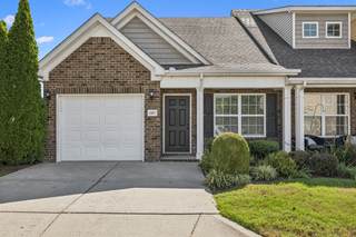 MLS# 2986089 - 1067 Muna Ct in Villa S At Meadowbrook in Spring Hill Tennessee 37174