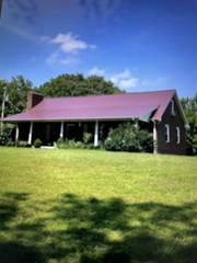 MLS# 2986466 - 1061 Three Island Ford Rd in Rural in Charlotte Tennessee 37036