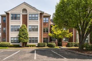 MLS# 2987862 - 502 Ashlawn Ct in Burton Hills Village Of Ashlawn in Nashville Tennessee 37215