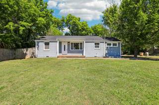 MLS# 2988177 - 72 Lyle Ln in Sharpe Park in Nashville Tennessee 37210