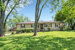 MLS# 2988290 - 227 Hale Ave in Halewood Est in Gallatin Tennessee 37066