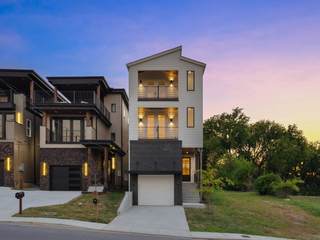 MLS# 2989823 - 917 A 33rd Ave N in Fisk University in Nashville Tennessee 37209