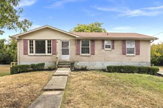 MLS# 2990964 - 3214 Doverside Dr in Parkwood Estates in Nashville Tennessee 37207