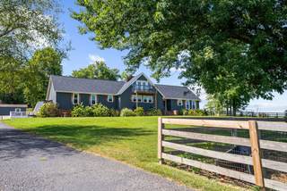 MLS# 2991097 - 1633 Saundersville Rd in Stevens-Hill Acres in Hendersonville Tennessee 37075