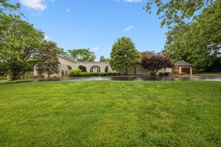 MLS# 2991705 - 321 Granny White Pike in River Oaks Sec 5 in Brentwood Tennessee 37027