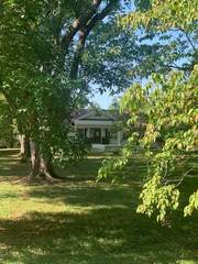 MLS# 2992092 - 731 Maynard Ln in Maynard Acres in Columbia Tennessee 38401