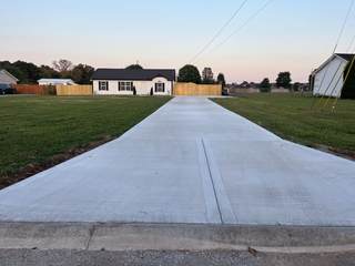 MLS# 2992603 - 119 Daytona Ct in Buchannan Est Sec 2 in Christiana Tennessee 37037