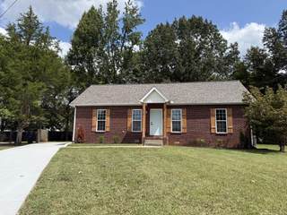 MLS# 2992628 - 2549 Hillingdon Dr in Crestview Sec 4 in Murfreesboro Tennessee 37127